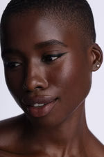 CLE Fluid Touch Liquid Liner