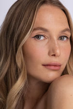 CLE Fluid Touch Liquid Liner