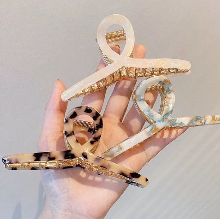 Swoon Beauty Ella Claw Clip