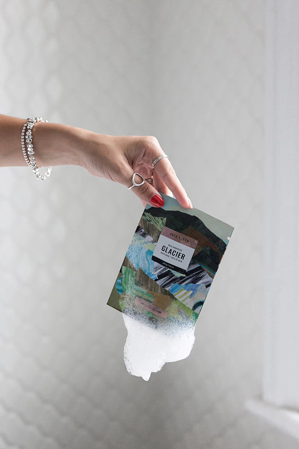 Anto Yukon: Glacier Foaming Bath Soak