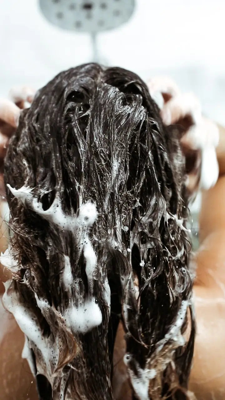 FIRSTHAND Hydrating Shampoo
