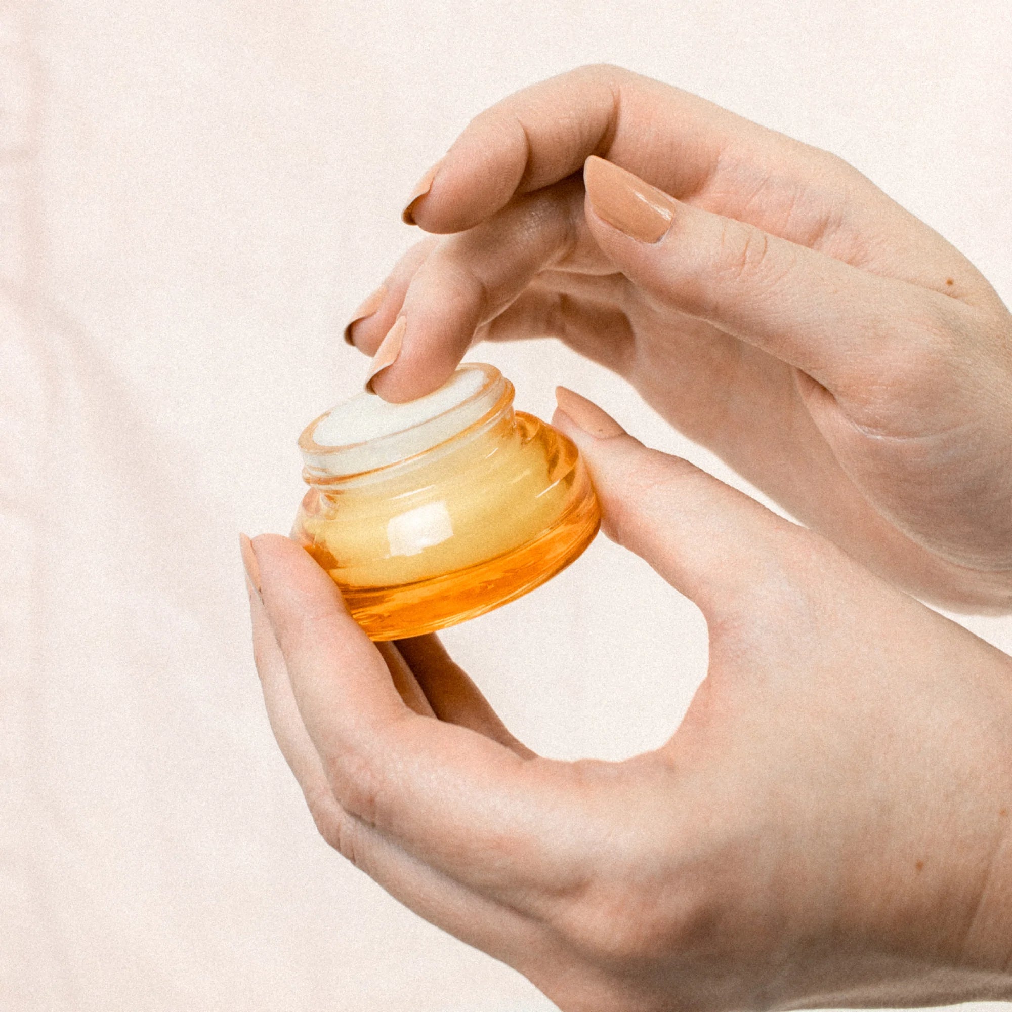 Poppy & Pout Lip Scrub - Wild Honey