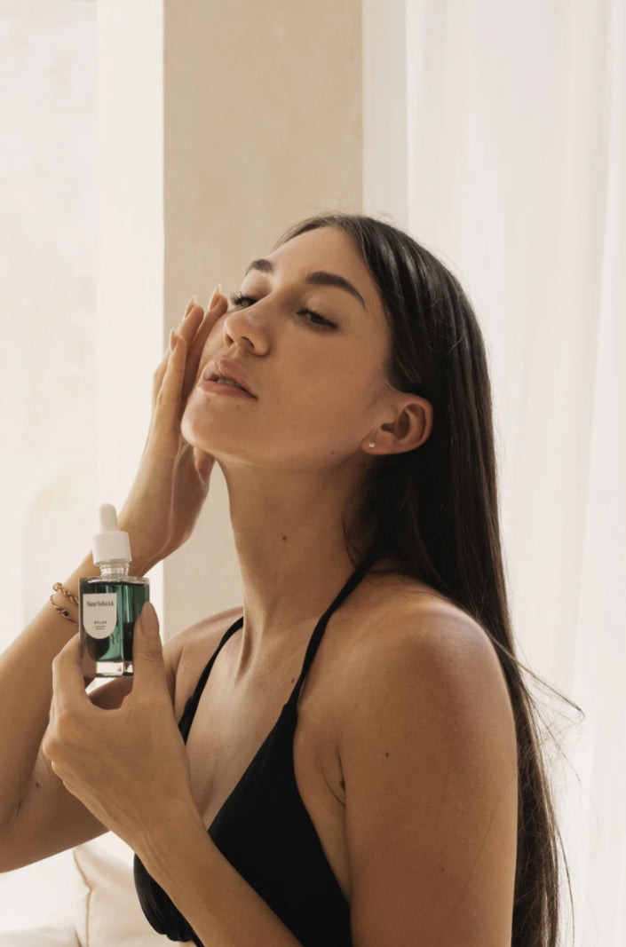 Nusa Holistick Bulan Nourishing Oil
