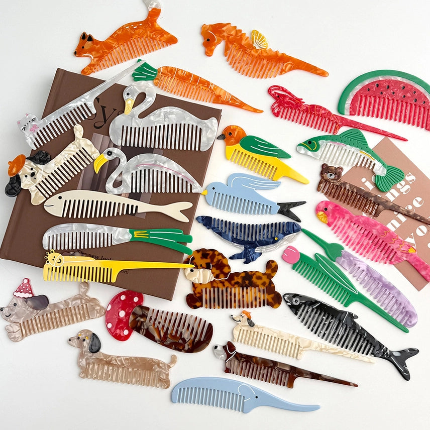 SoapElenGlen Whimsical Animal Acetate Comb Puppy